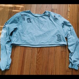 Long sleep crop top with holes in it